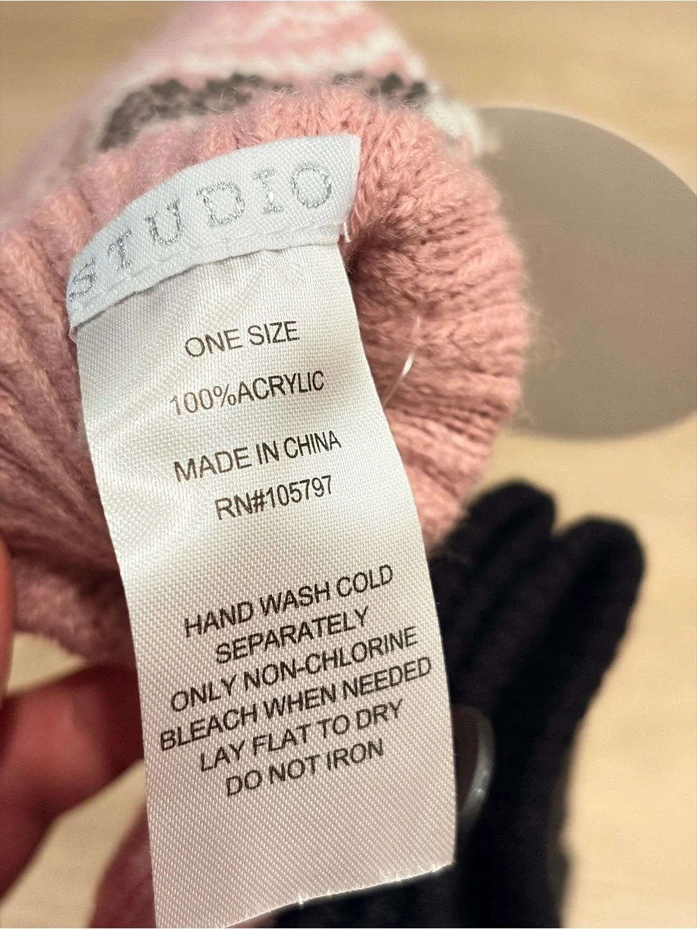 Studio NYC Girls Winter Gloves Set